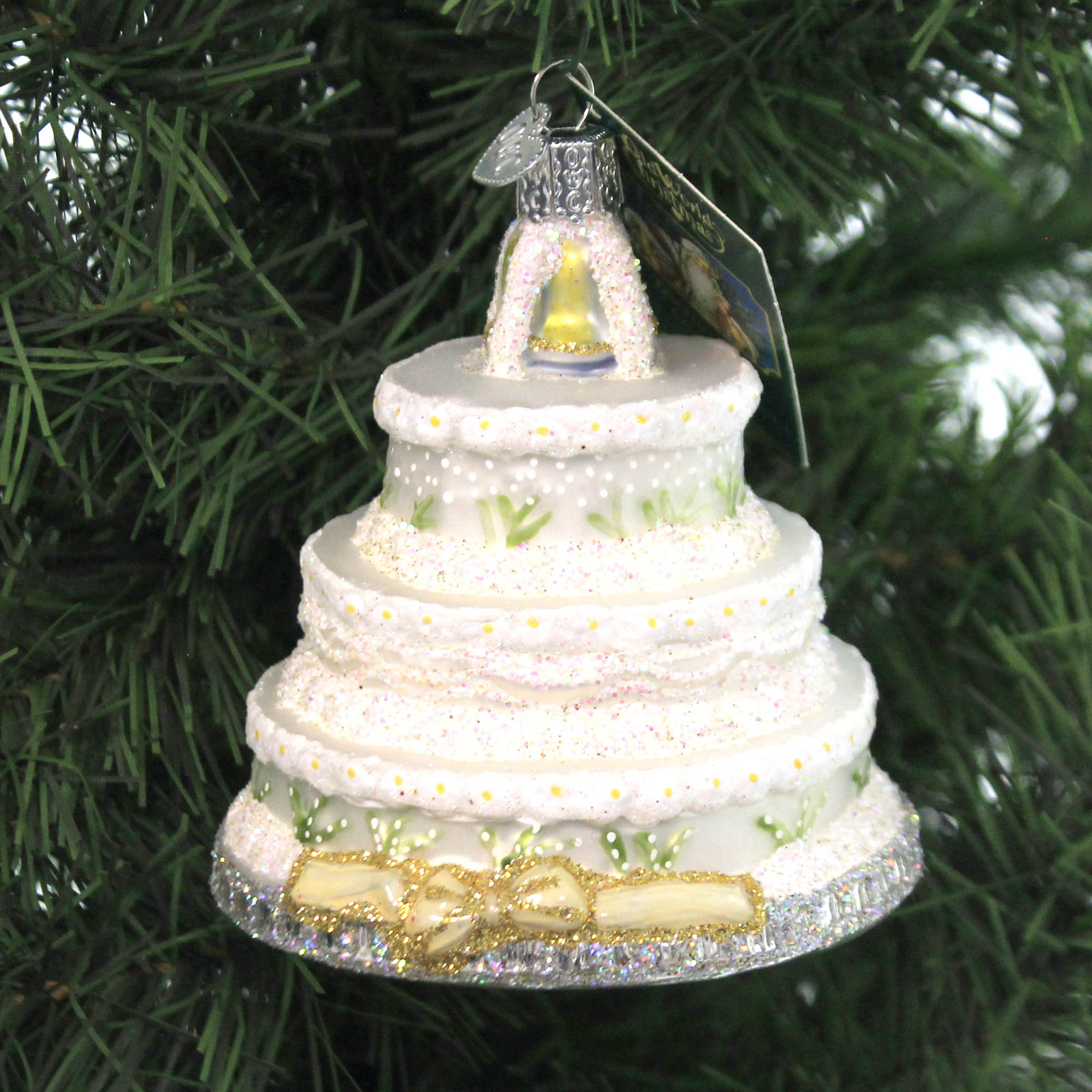 Old World Christmas Wedding Cake. Glass Bride Groom Ornament 32017 