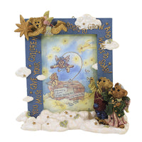 (2688) Boyds Bears Resin Wings To Soar Frame, 7.25 Inch, Baby Bearstone Angel 27300