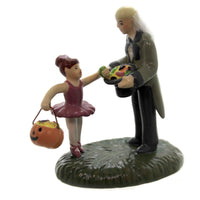 (45081) Department 56 Accessory Scary Treats For A Sweet, 3.25 Inch, Halloween 6005486