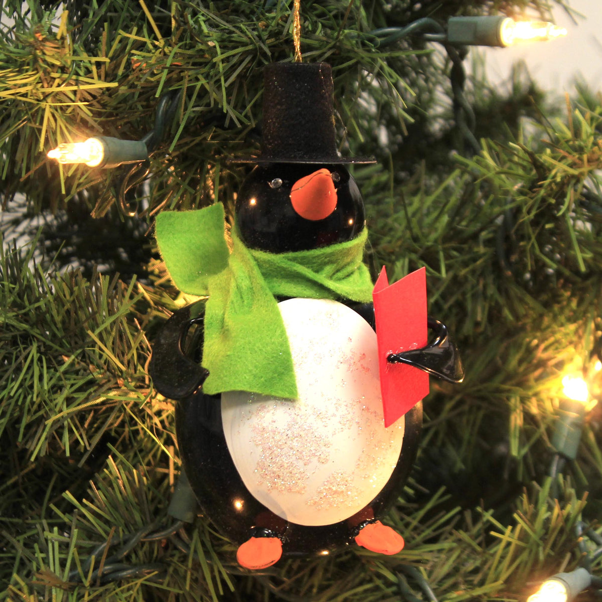 De Carlini Penguin Holding Book - - SBKGifts.com