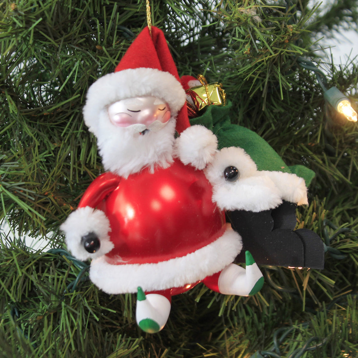 De Carlini Italian Ornaments Sleepytime Santa - - SBKGifts.com