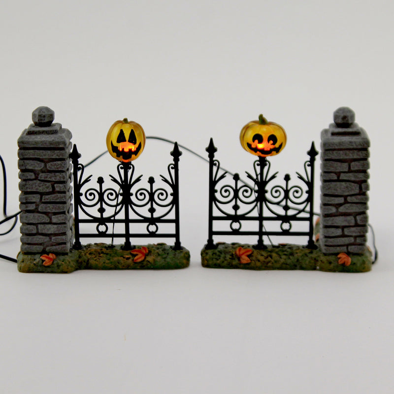 Department 56 Villages Jack-O-Lantern Lit Fence Corner - - SBKGifts.com