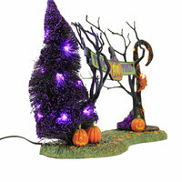 Department 56 Villages Lit Trick Or Treat Lane Entrance - - SBKGifts.com