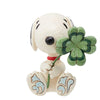 (60847) Jim Shore Snoopy Holding Clover Mini, 2.50 Inch, Clover Peanuts 6014341